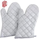 Heat-Resistant Insulated Oven Gloves - Image 4