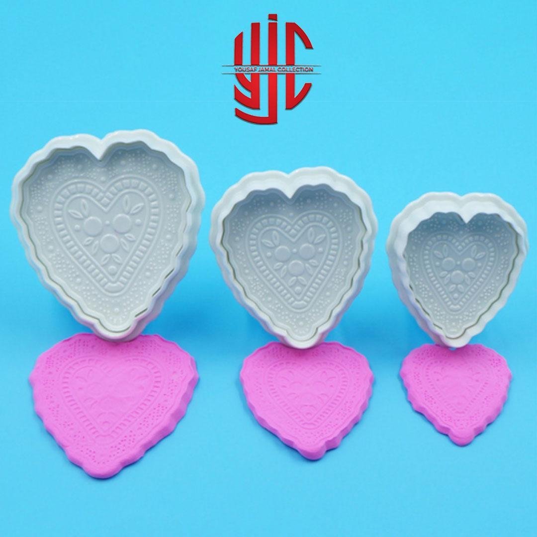 yjc-PLPG-013-1.jpg Heart Shape Plunger With Inner Art Three Pieces Set - Image 1